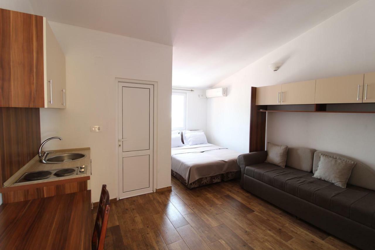 Apartment Dasic Bar Exterior photo